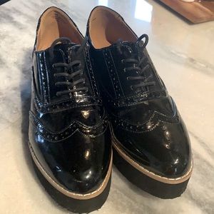 Women’s shoes